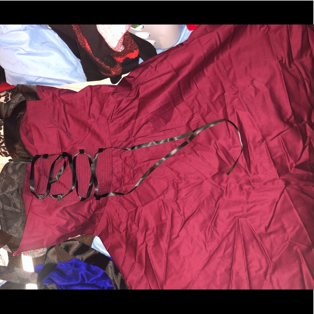 Dress - Picture 2 of 2